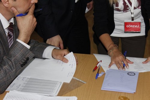skdar CHP'de seimi Erdoan Altan kazand