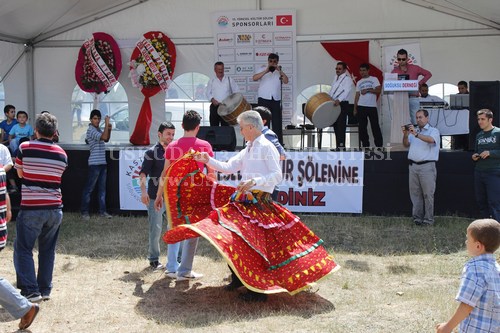 Cide Souksu Dernei 15. Geleneksel Piknik leni Kent Orman'da gerekleti