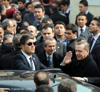 Erdoan Cuma Namazn engelky Yldrm Bayezid Camii'nde kld