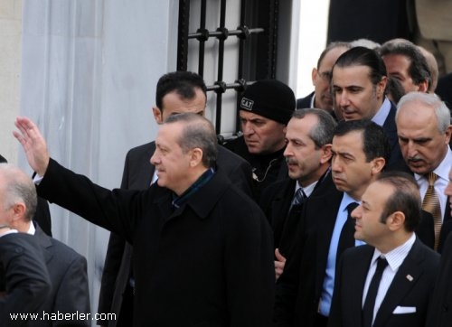 Erdoan Cuma Namazn engelky Yldrm Bayezid Camii'nde kld