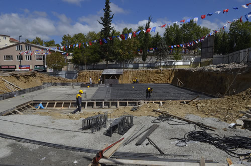 amlktepe Camii'nin temeli atld