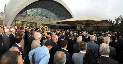 Hseyin adr son yolculuuna skdar akirin Camii'nden uurland