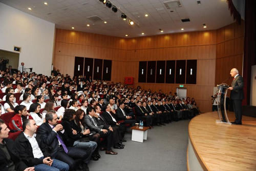 stanbul Valisi Hseyin Avni Mutlu skdar' ziyaret etti