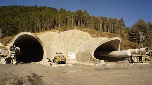 Kastamonu Ilgaz Tneli'nin Yzde 45'i Tamamland