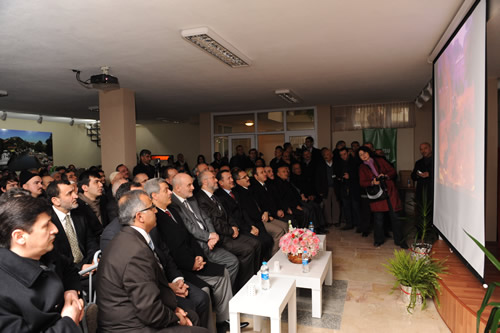 Kksu Hoca Mahmut Bayram Camii Kltr Merkezi dzenlenen trenle hizmete ald