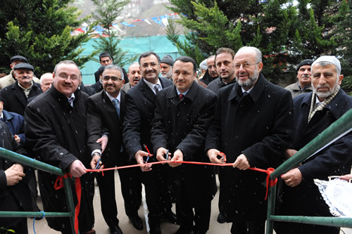 Kksu Hoca Mahmut Bayram Camii Kltr Merkezi dzenlenen trenle hizmete ald