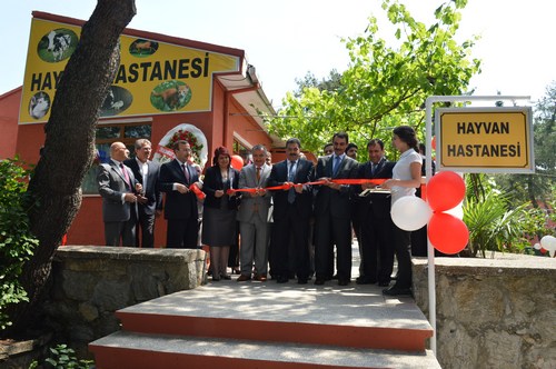 Selimiye Veteriner Mesleki ve Teknik Anadolu Lisesi Hayvan Hastanesi, dzenlenen trenle hizmete girdi