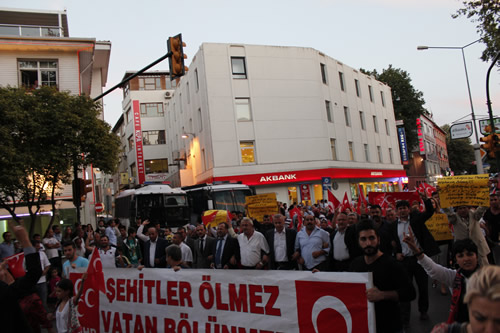 MHP skdar'n ''Trkiye Uyuma ehidine Sahip k'' yry