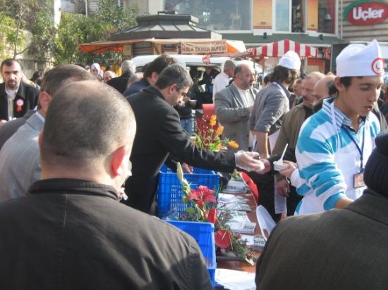 Saadet Partisi skdar Genlik Tekilat, Aure datt.