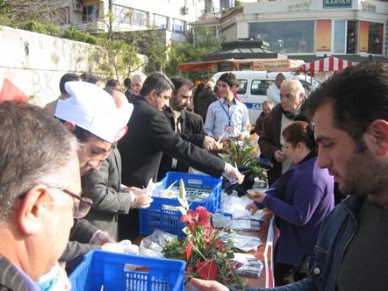 Saadet Partisi skdar Genlik Tekilat, Aure datt.