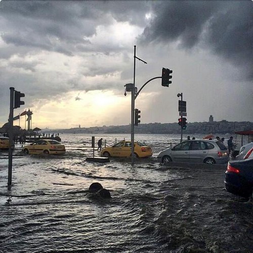 skdar'da deniz ile kara i ie geti