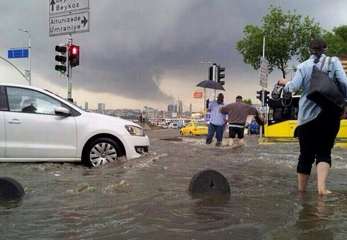 skdar'da deniz ile kara i ie geti