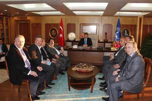 ŞALFED ve Şalpazarı Eğitim Derneği Başkan Hilmi Türkmen'i ziyaret etti