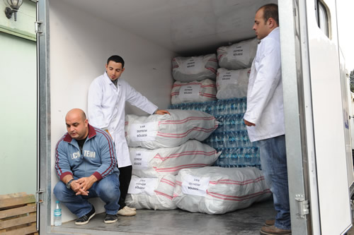 skdar'dan Van'a yardm yayor