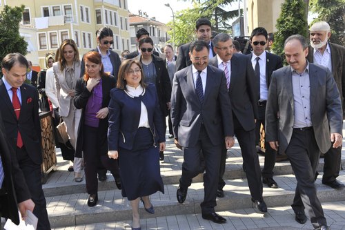 Uluslararas ocuk ve Mahrumiyetler Sempozyumu skdar'da dzenlendi