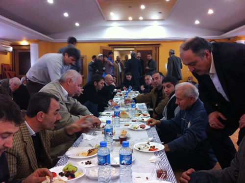 nalan Mahallesi Muhtar Nizam Gtekin'in katklar ile yaklak 5 yldr srdrlen ok gzel bir organizasyondan bahsedeceim size...