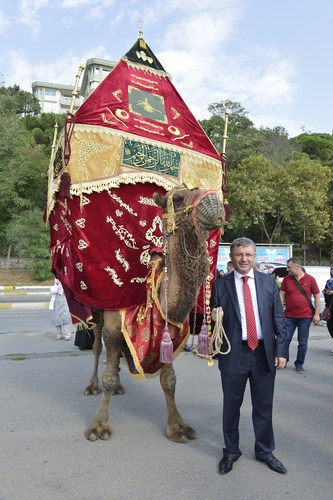 skdar'dan kutsal topraklara 99 yl sonra tarihi yolculuk yeniden yapld