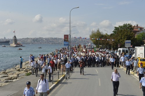 skdar'dan kutsal topraklara 99 yl sonra tarihi yolculuk yeniden yapld