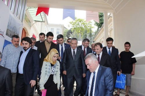 skdar Aziz Mahmut Hdayi Camii restore edilerek yeniden ibadete ald