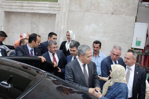 skdar Aziz Mahmut Hdayi Camii restore edilerek yeniden ibadete ald