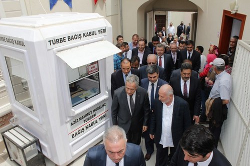 skdar Aziz Mahmut Hdayi Camii restore edilerek yeniden ibadete ald