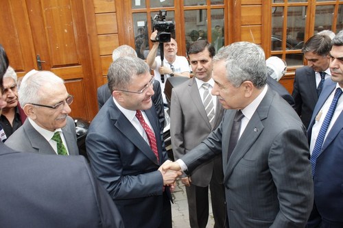 skdar Aziz Mahmut Hdayi Camii restore edilerek yeniden ibadete ald