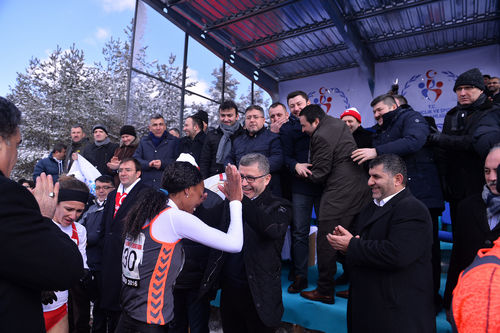 skdar Belediyesi Atletizm takm 5.'inci kez Avrupa ampiyonu