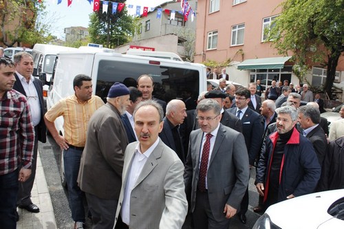 skdar Belediyesi tarafndan yaptrlan amlktepe Camii dualarla ibadete ald