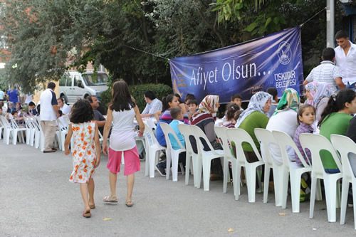 Sokak iftarlar nalan'da balad