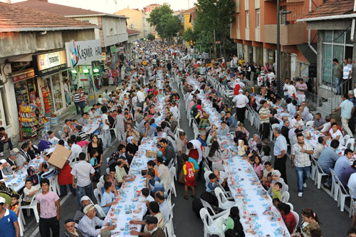 Yavuztrk'de iftar vaktine byk ilgi