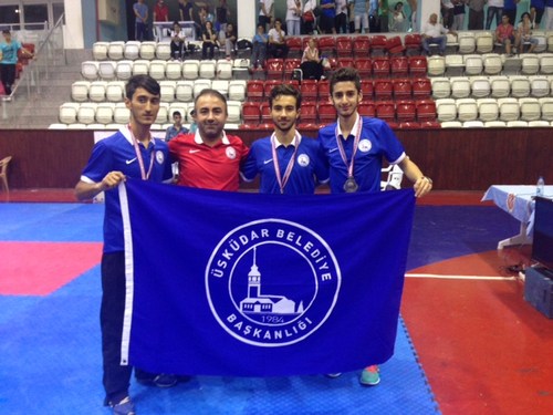 skdar Belediyespor Taekwondo ampiyonas'nda dlleri toplad