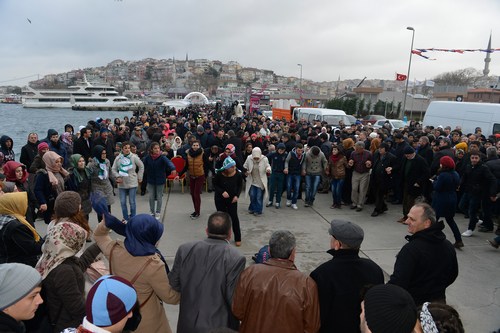 skdarllar Hamsi ve Horon'a doydu