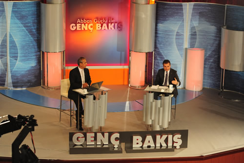 skdar Genlik Merkezi, Bakan Suat Kl'a ev sahiplii yapt