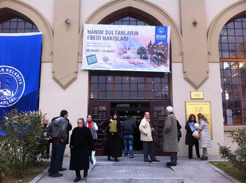 Kadnlar Gn'nde skdar'da ''hanm sultanlarn'' naklar sergilendi