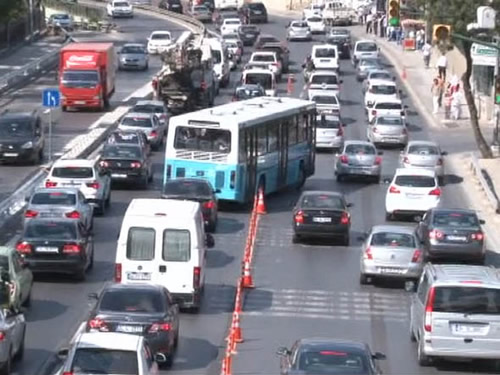 skdar Kskl'daki sabah trafii isyan ettirdi