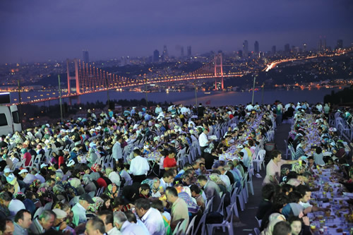 Kirazltepe Mahallesi sokak iftar