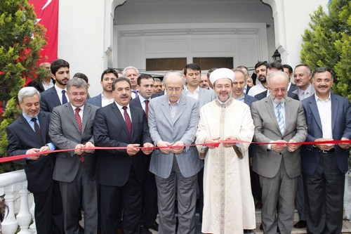 skdar Belediyesi tarafndan restorasyonu yaplan mftlk binas, trenle hizmete girdi.