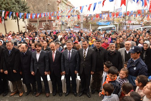 skdar Selami Ali Spor Merkezi ve Bilgi Evi Hizmete Ald