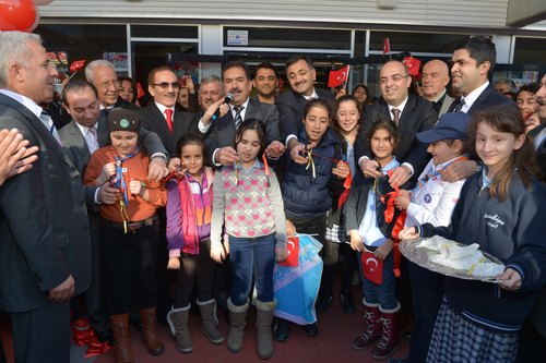 Yavuztrk, Sultantepe ve cadiye'de alan yeni okullar skdarllarn hizmetinde