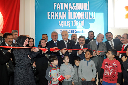 Yavuztrk'n 12 yllk hasretine son veren Fatma Nuri Erkan lkretim Okulu, Sultantepe Ortaokulu ve cadiye lkretim Okulu stanbul Valisi Hseyin Avni Mutlu'nun da katlmyla skdar'da ald.