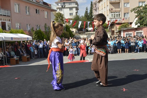 skdar'da 2014-2015 Eitim-retim yl trenle balad