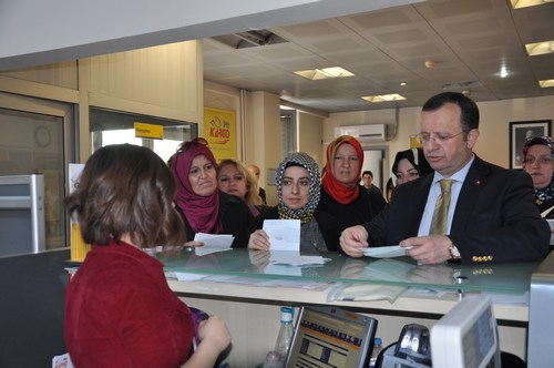 skdar'daki annelerden Dou'daki annelere bar mektubu