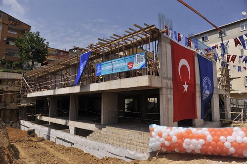 24 Derslikli Yavuztrk lkretim Okulu'nun Temeli Atld