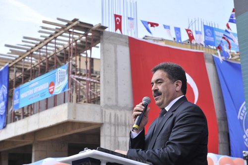 24 Derslikli Yavuztrk lkretim Okulu'nun Temeli Atld