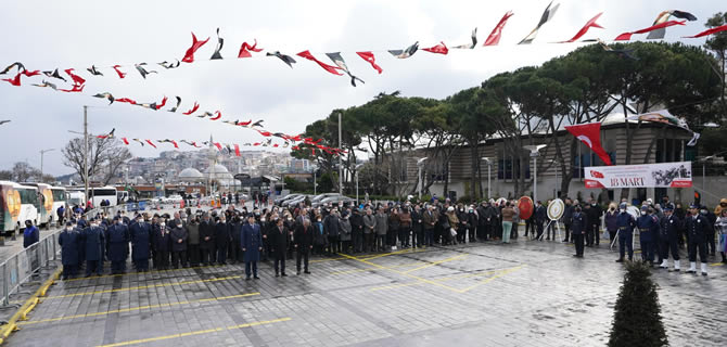 anakkale Zaferi'nin 107. yl skdar'da dzenlenen trenle kutland