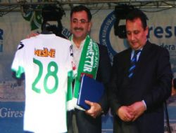 Mustafa Kara'dan Giresunspor'a destek