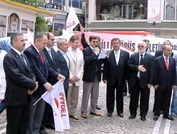 Saadet Partisi'nden ilgin protesto..!