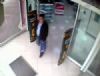 ald Ipad'i gvenlik grevlisine verip kat