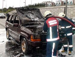 skdar Altunizade'de ara yangn