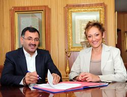 Belediye, Denizbank'la protokol imzalad